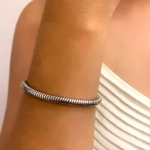 PULSEIRA RABO DE RATO GROSSA