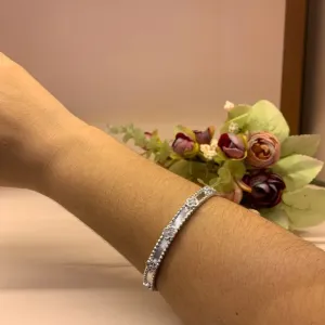 BRACELETE TREVOS CRAVEJADOS INSPIRAÇÃO VAN CLEEF