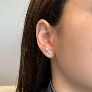 BRINCO MINI EAR CUFF CORAÇÕES PRATA 925