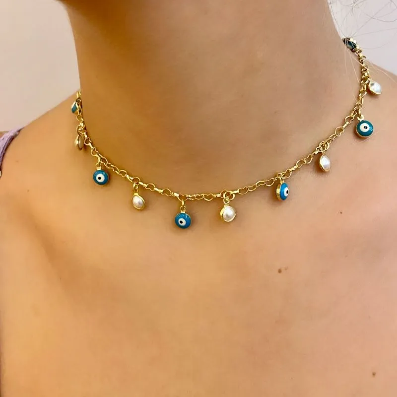 CHOKER OLHO GREGO E PÉROLAS NA CORRENTE CORAÇÃO