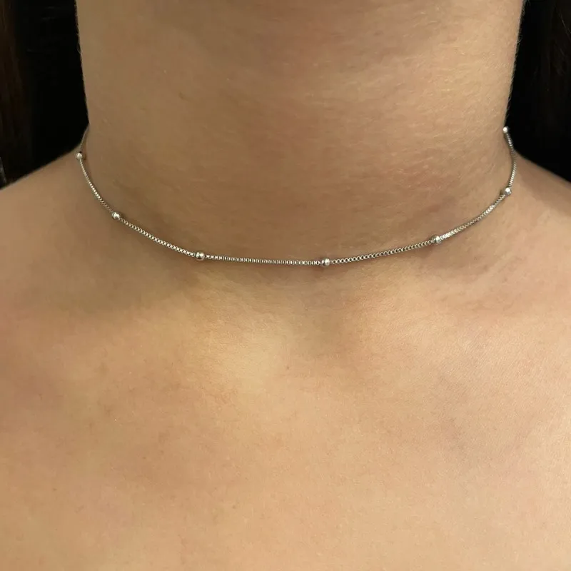 CHOKER CORRENTE VENEZIANA E BOLINHAS