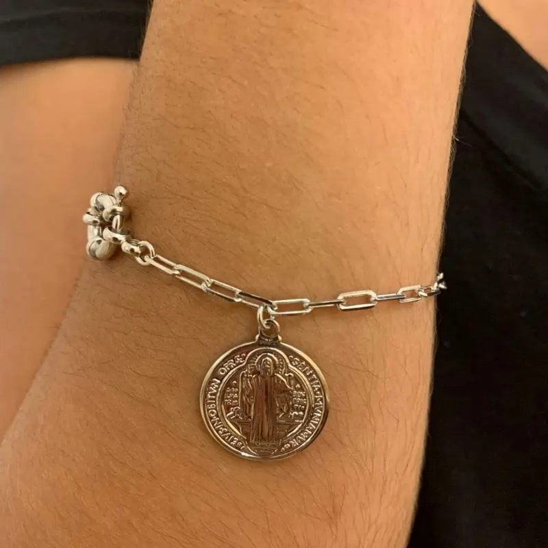 PULSEIRA CARTIER COM PINGENTE SÃO BENTO E FECHO BOIA